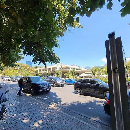 Heart Of 公寓 地拉那